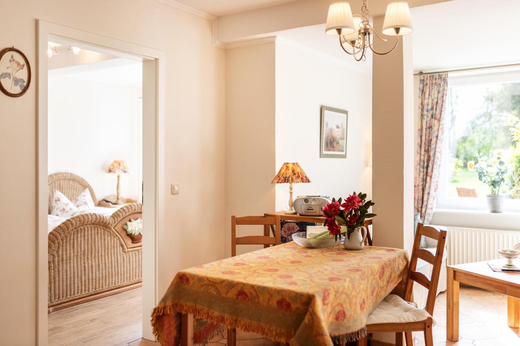 Immenhagen Apartment *